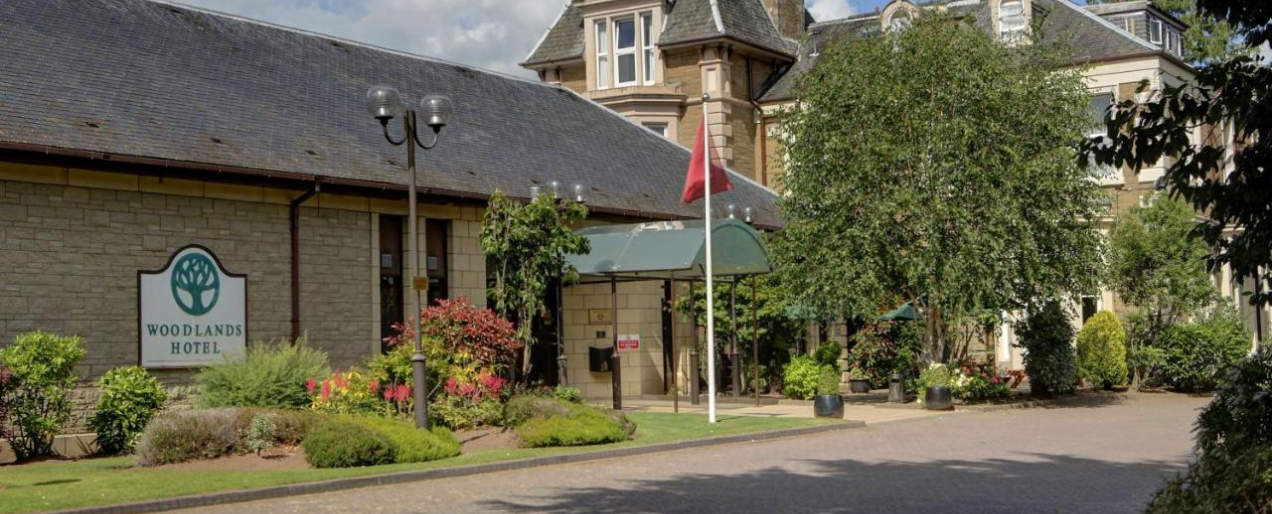 Image of Woodlands Hotel Broughty Ferry entrance